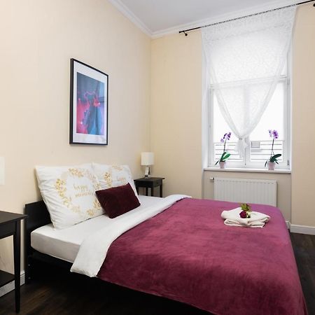 Uroczy Apartament Loretanska Apartment Krakow Exterior photo