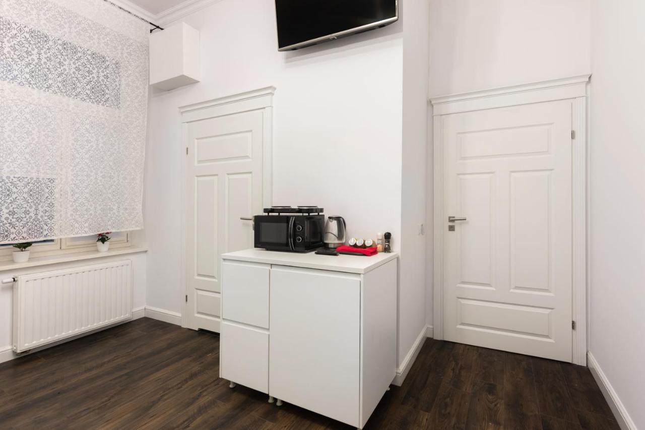 Uroczy Apartament Loretanska Apartment Krakow Exterior photo